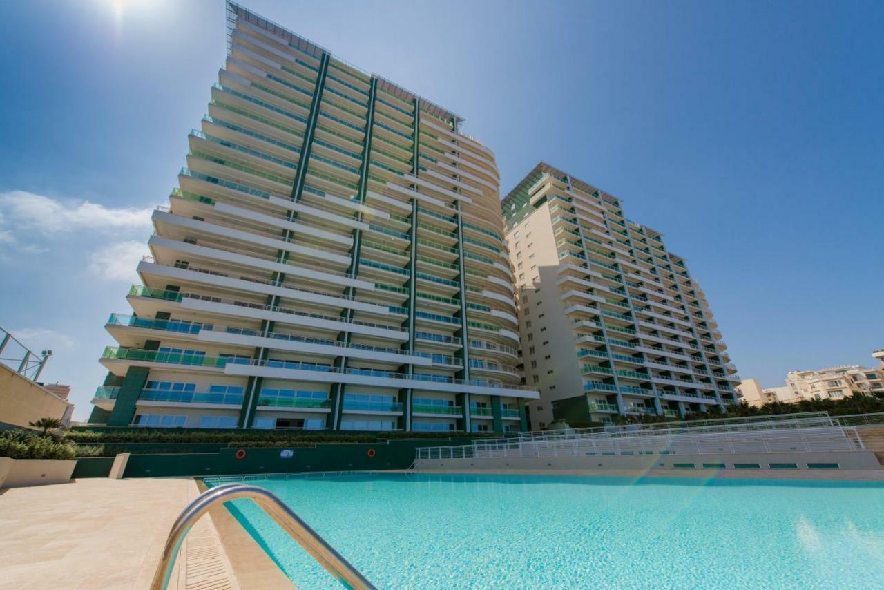 Gorgeous Apartment With Terrace In Fort Cambridge, Pool 슬리에마 외부 사진